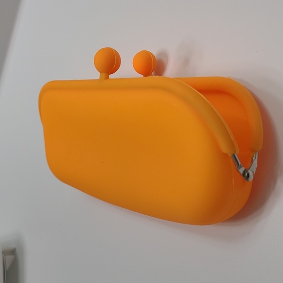 G BY GUESS  Eyeglasses Case Orange